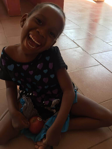 Niña Tiempos De Esperanza